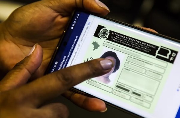FICOU FÁCIL: Processo para tirar CNH passa a ser 100% digital pelo aplicativo CNH do Brasil