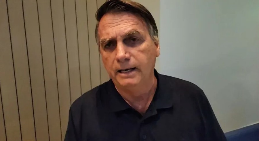 DEFESA DIZ: Bolsonaro estava sob efeito de morfina quando fez post contra urna