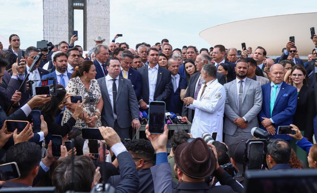 CHRISÓSTOMO: Deputado participa de mobilização para obstrução no Congresso