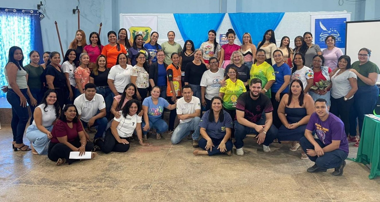 ITAPUÃ DO OESTE: Profissionais que atuam com alunos com necessidades especiais são capacitados