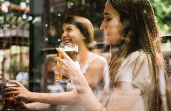SAÚDE: Tabagismo cai, mas excesso de peso e consumo de álcool sobe