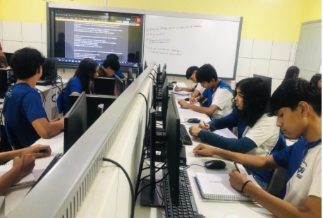 ENSINO ONLINE: Inscrições para cursos profissionalizantes remotos nos municípios vão até quinta