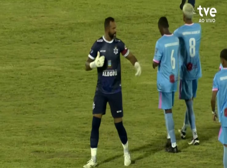 POLÊMICO: Goleiro Bruno volta a atuar profissionalmente, em time da Série A Capixaba