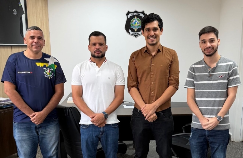 EDEVALDO NEVES: Deputado se reúne com comissão de aprovados da Defensoria Pública de RO