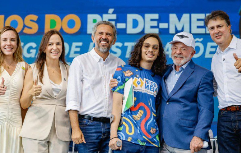 INCENTIVO: Pé-de-Meia contribui para queda de 43% no abandono escolar