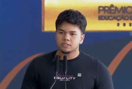 NOSSO ORGULHO: Jovem do Baixo Madeira ganha Prêmio MEC da Educação Brasileira