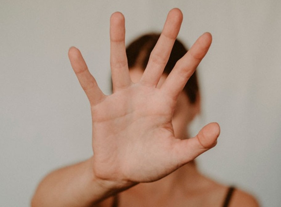 ADOLESCENTES: Uma entre cada cinco meninas em idade escolar já sofreu abuso