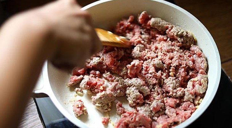 GOSTOSO DEMAIS: Aprenda como fazer carne moída douradinha e suculenta 