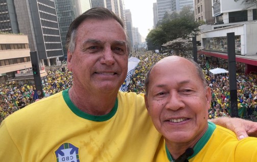 CHRISÓSTOMO: Deputado participa de ato na avenida Paulista