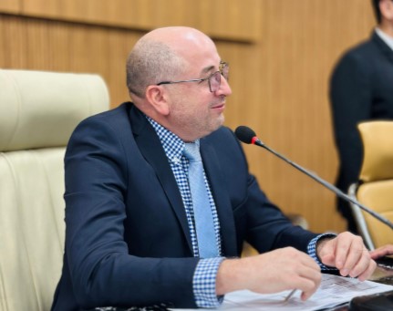 GEDEÃO NEGREIROS: Vereador cobra recuperação de estradas no Reassentamento Morrinhos