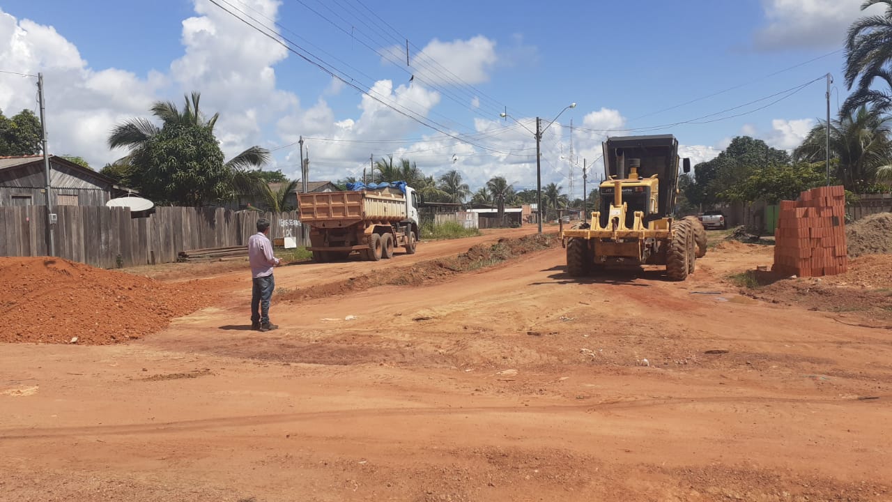 INFRAESTRUTURA: Prefeitura realiza obras estruturantes em Vista Alegre do Abunã