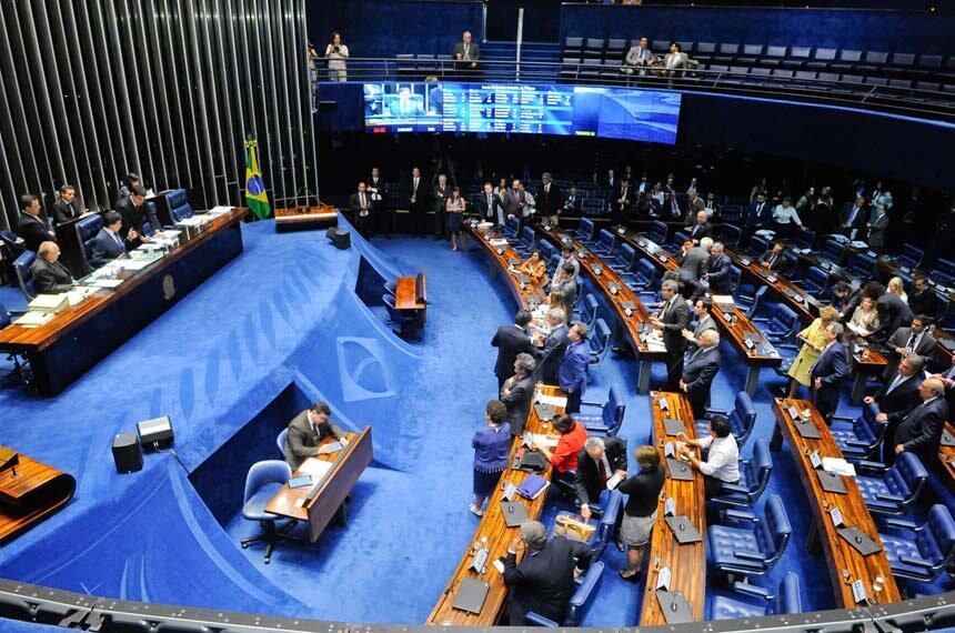 R$28 MIL: Vice presidente do Senado quer novo concurso federal