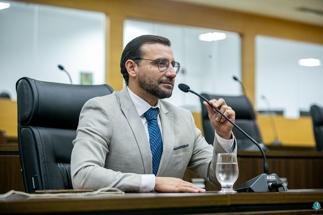 RIBEIRO DO SINPOL: Deputado indica Educação Integral para a Escola Maria de Nazaré em PVH