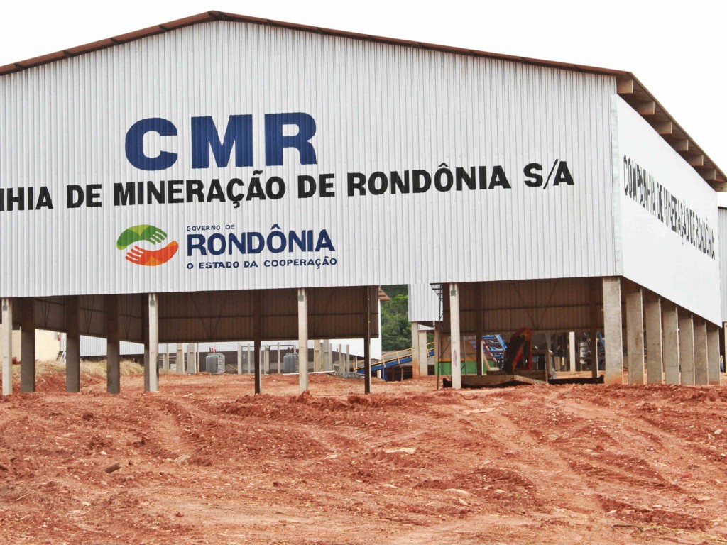 PRODUÇÃO: Produtores rurais de Rondônia são beneficiados com calcário 