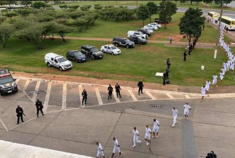 DE VOLTA: Duas mulheres de Rondônia que participaram de vandalismo serão soltas