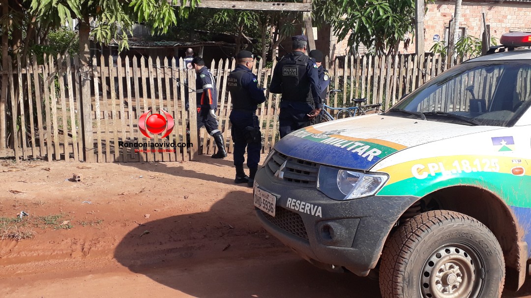 LATROCÍNIO: Pedreiro é encontrado morto a golpes de faca em residência