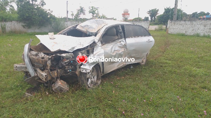 ESPAÇO ALTERNATIVO: Quatro ficam feridos após Corolla destruir muro do clube de Vila Militar