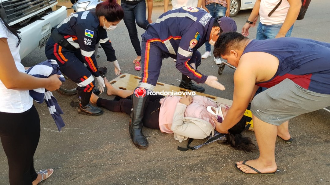 LIVRAMENTO: Motociclista escapa da morte ao ser atingida por caminhão na BR-364