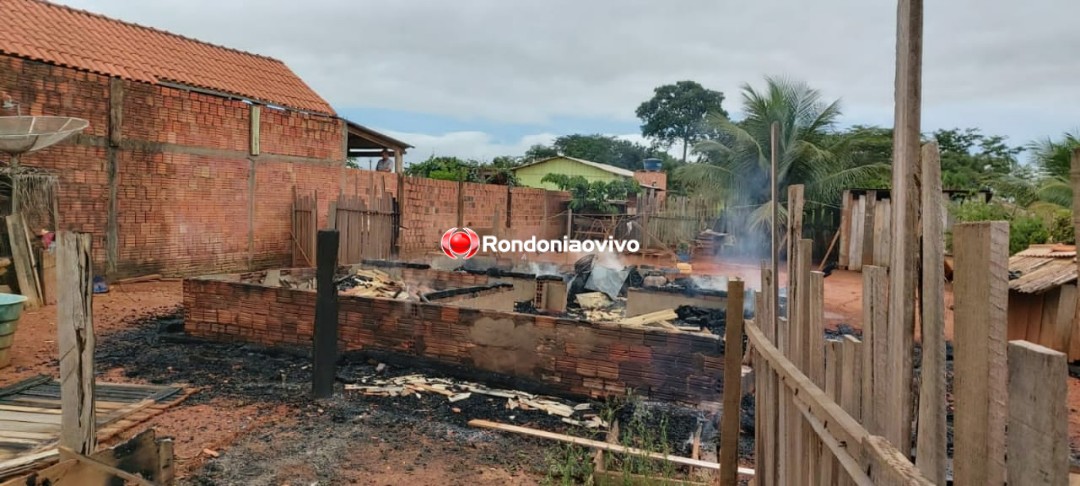 BÁRBARO: Pais saem de casa e criança de três anos morre carbonizada