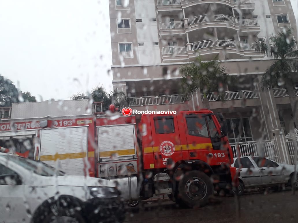 SUSTO: Corpo de Bombeiros é acionado após curto circuito em prédio no Centro