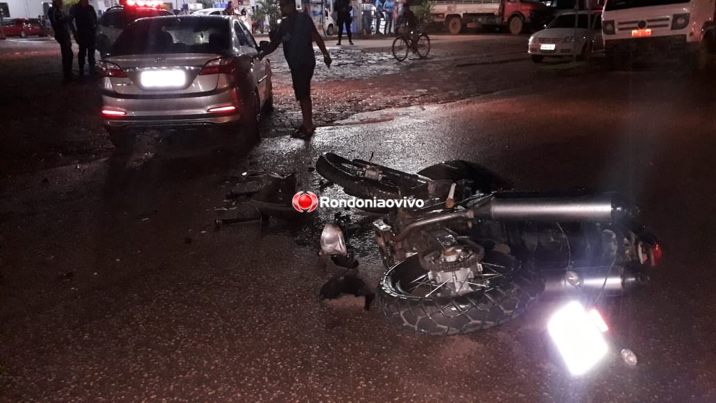 DE FRENTE: Colisão frontal com carro deixa motociclista em estado grave na zona Leste