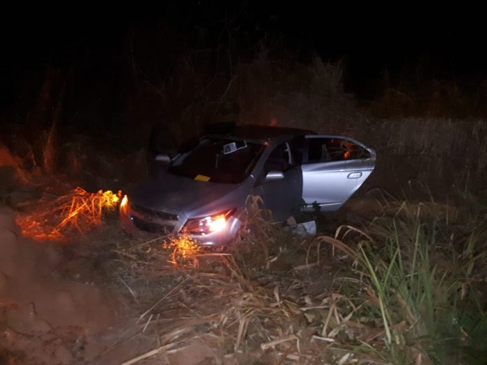 NO CAMPO: Ladrões invadem fazenda, matam cachorro e levam gerente como refém