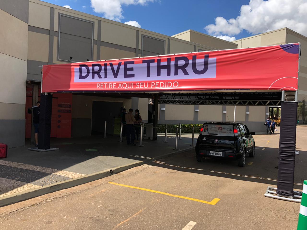 FACILIDADE: Porto Velho Shopping segue com drive-thru em funcionamento