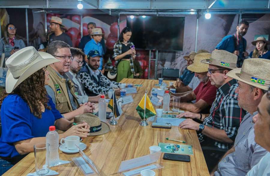 RONDÔNIA RURAL SHOW: Governo de Rondônia recebe comitiva do Acre para network 