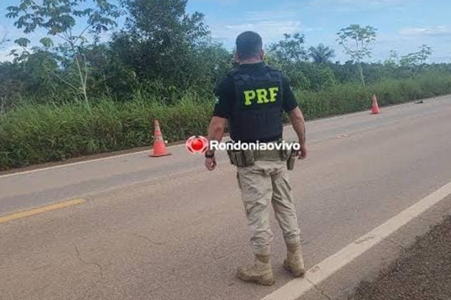 TRÁGICO: Motorista morre preso nas ferragens após caminhão tombar na BR-364