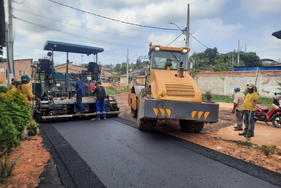 JÚNIOR QUEIROZ: Prefeitura atende pedido e asfalta Beco da Getúlio em Porto Velho