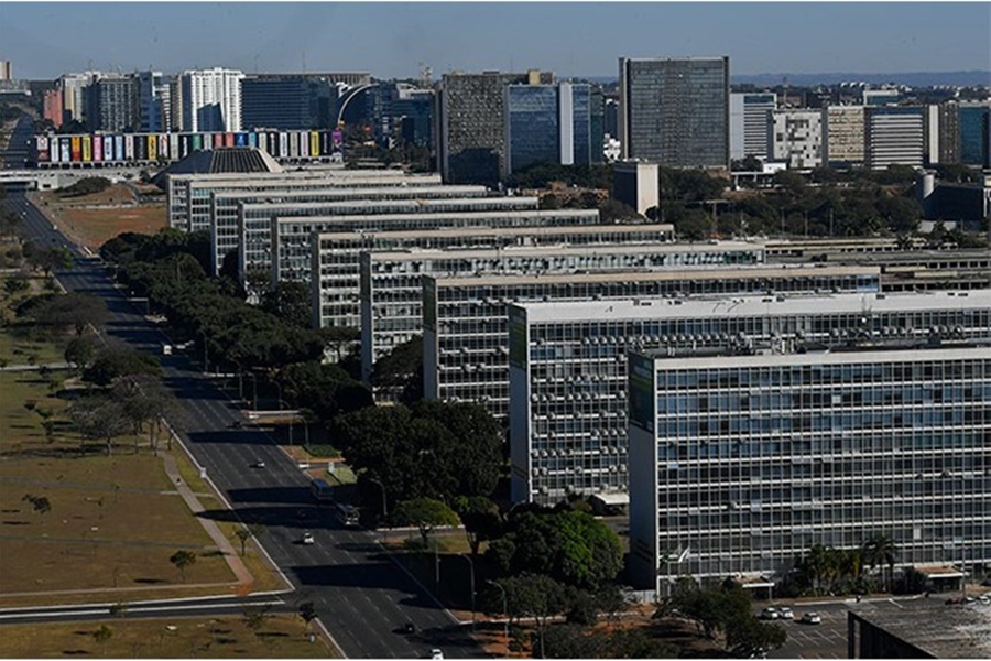 FEDERAIS: Governo faz última reunião do ano com servidores para reajuste em 2024