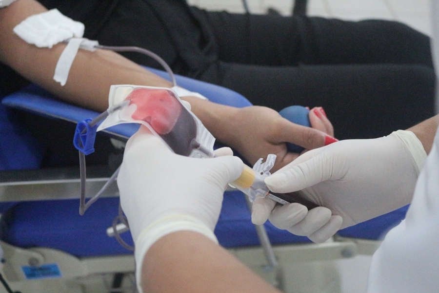 DIA DO DOADOR: Pessoas que são doadoras de sangue tem direito a alguns benefícios
