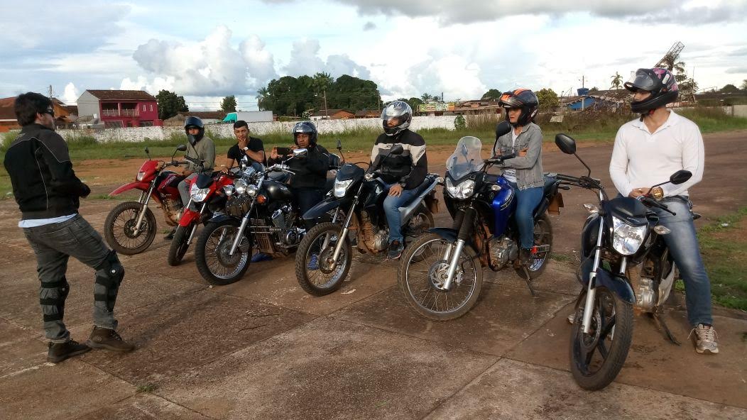 CAUTELA: Professor da UNIR dará curso de pilotagem preventiva para motociclistas