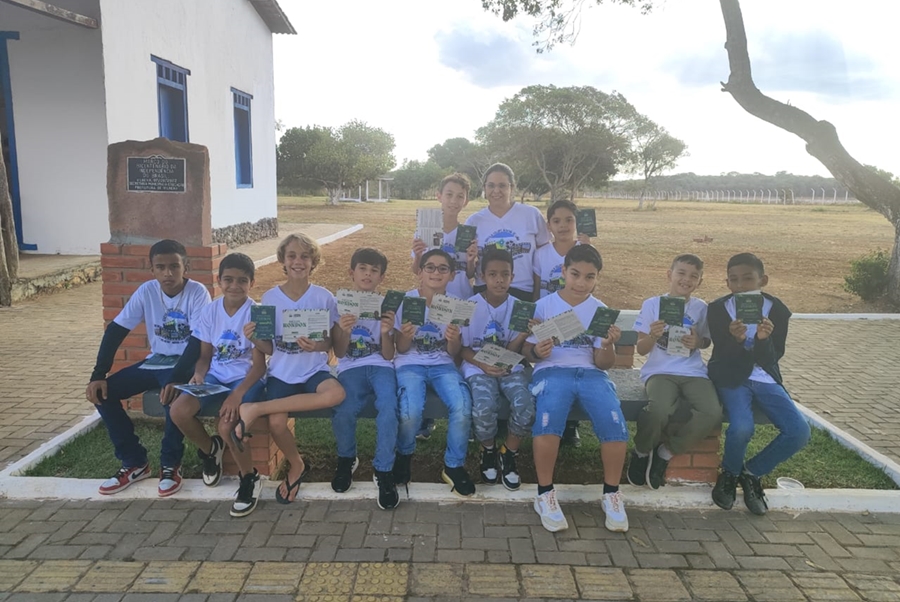 'RAÍZES DE RONDON': Alunos do 5º Ano B da Escola Felipe Rocha de Lima visitam Exposição
