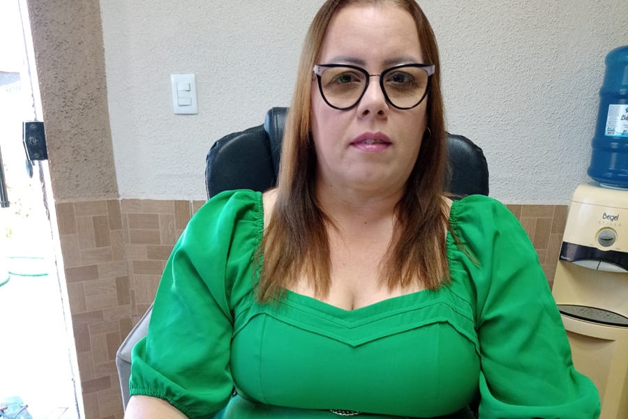 ELEIÇÕES 2024: Professora Leninha se lança como pré-candidata a vereadora em Itapuã do Oeste