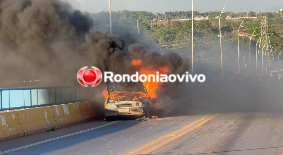 FOGO: Incêndio destrói carro na ponte sobre o rio Madeira