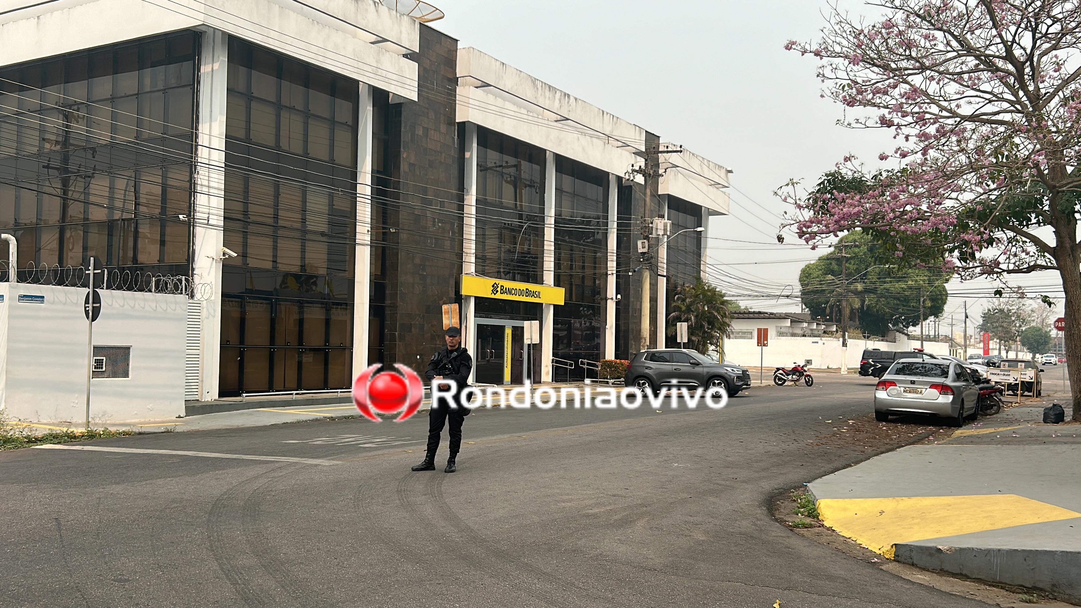 VÍDEO: Esquadrão antibombas é acionado após suspeita de explosivo em banco