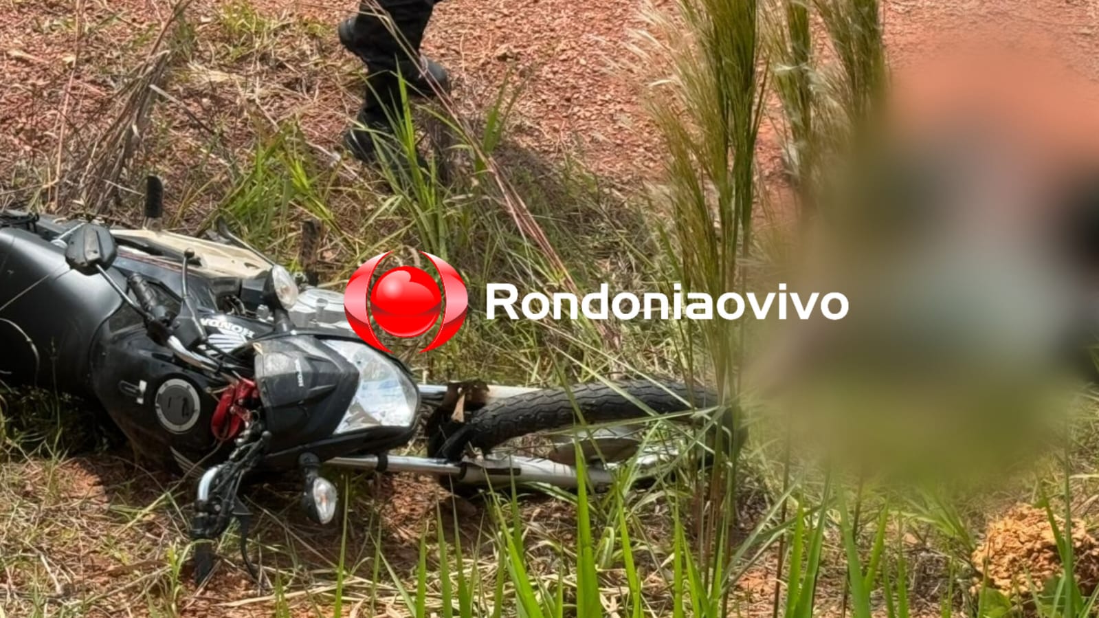 URGENTE: Corpo é encontrado ao lado de moto as margens da Estrada da Penal 