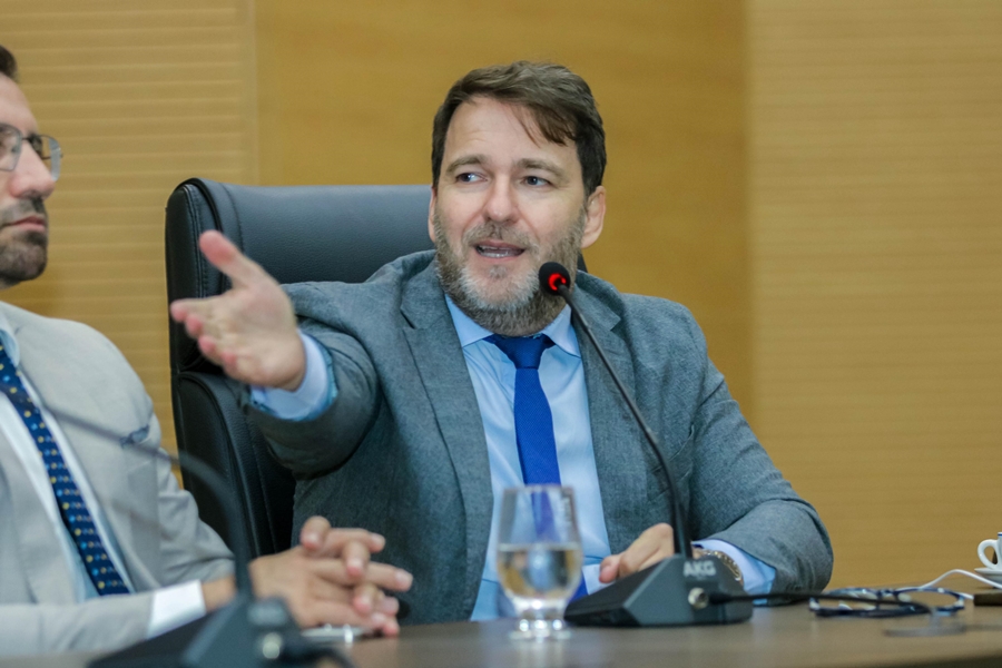 ALEX REDANO: Deputado solicita recuperação urgente da RO-457, entre a BR-421 e RO-459