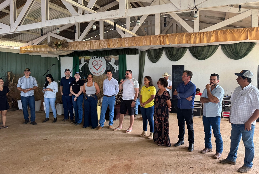 TAÍSSA SOUSA: Deputada participa de almoço em homenagem ao trabalhador e recebe demandas 