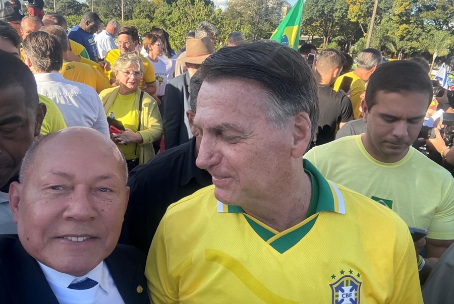 CHRISÓSTOMO: Deputado participa de ato em Brasília em defesa da anistia para presos do 8/1