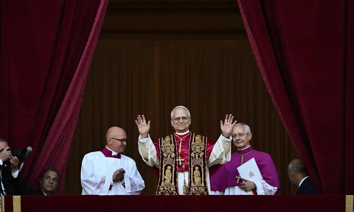 PAPA: Missa de posse de Leão XIV ocorrerá em 18 de maio
