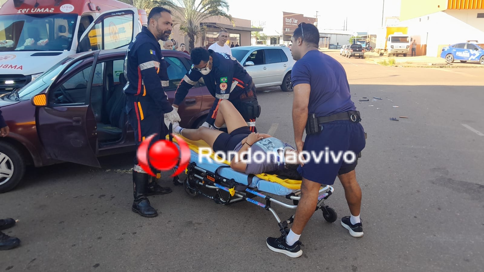 IMPRUDÊNCIA: Forte colisão entre carros deixa mulher ferida na região Central 