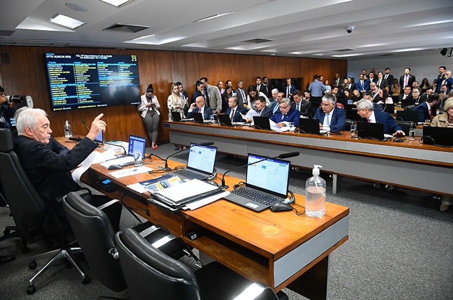 SEM ACORDO: CCJ adia votação do novo Código Eleitoral para 9 de julho