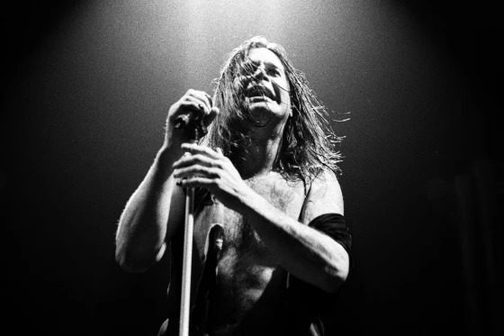 LUTO: Ozzy Osbourne, do Black Sabbath, morre aos 76 anos, anuncia família