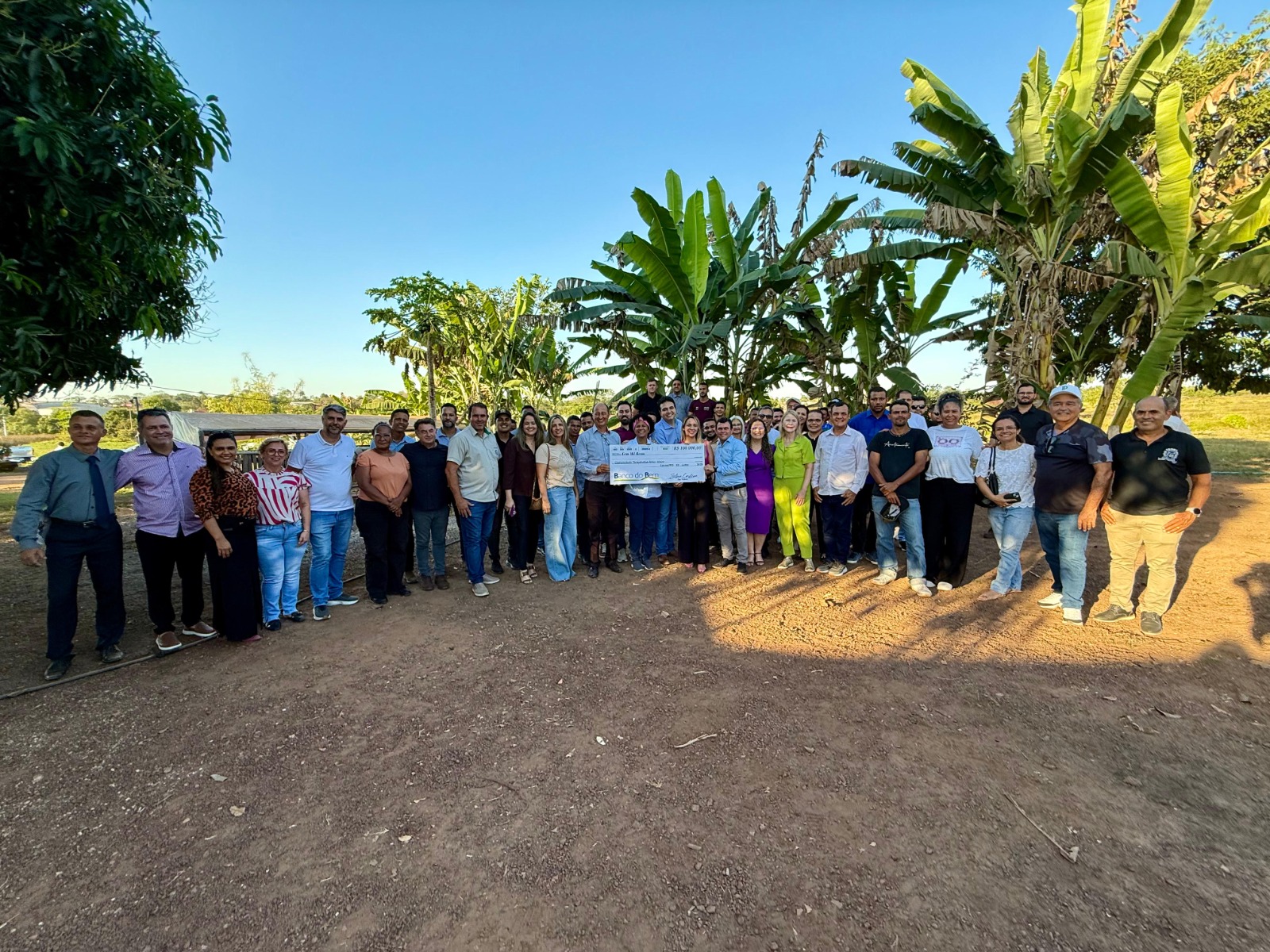 SILVIA CRISTINA: Deputada faz entrega de R$ 100 mil para a Comunidade Terapêutica Amor Maior