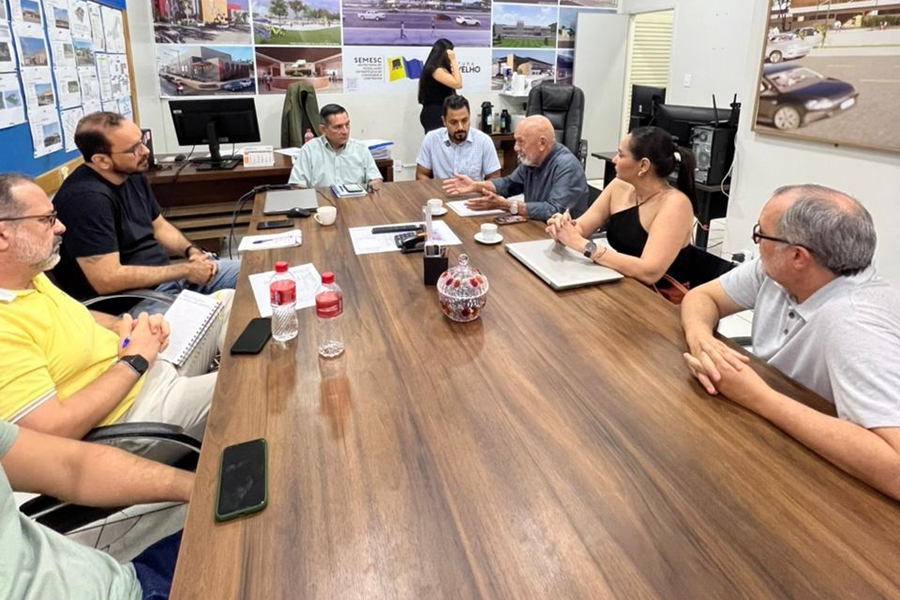 DR. GILBER: Vereador articula doação de terreno para construção de igreja em PVH