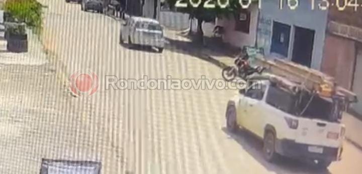 VÍDEO: Motorista da Bureau provoca grave acidente com motociclista e foge 