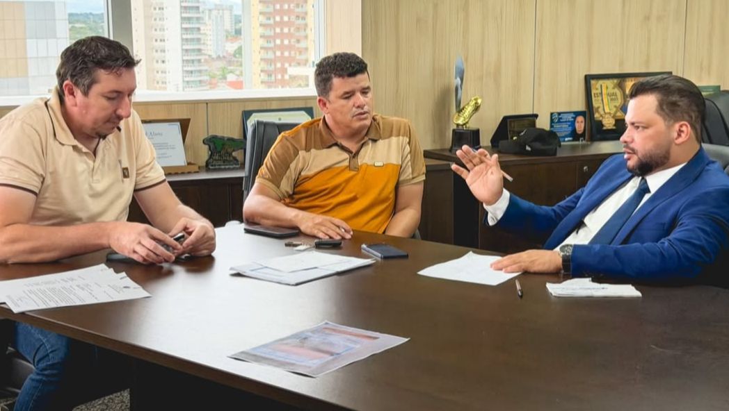 EDEVALDO NEVES: Deputado Estadual recebe vereadores de Vilhena em seu gabinete na ALE-RO