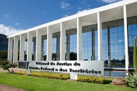 BRIGA DE NENÉM: Advogado que denunciou bebê de 2 anos como 'agressor contumaz' é condenado